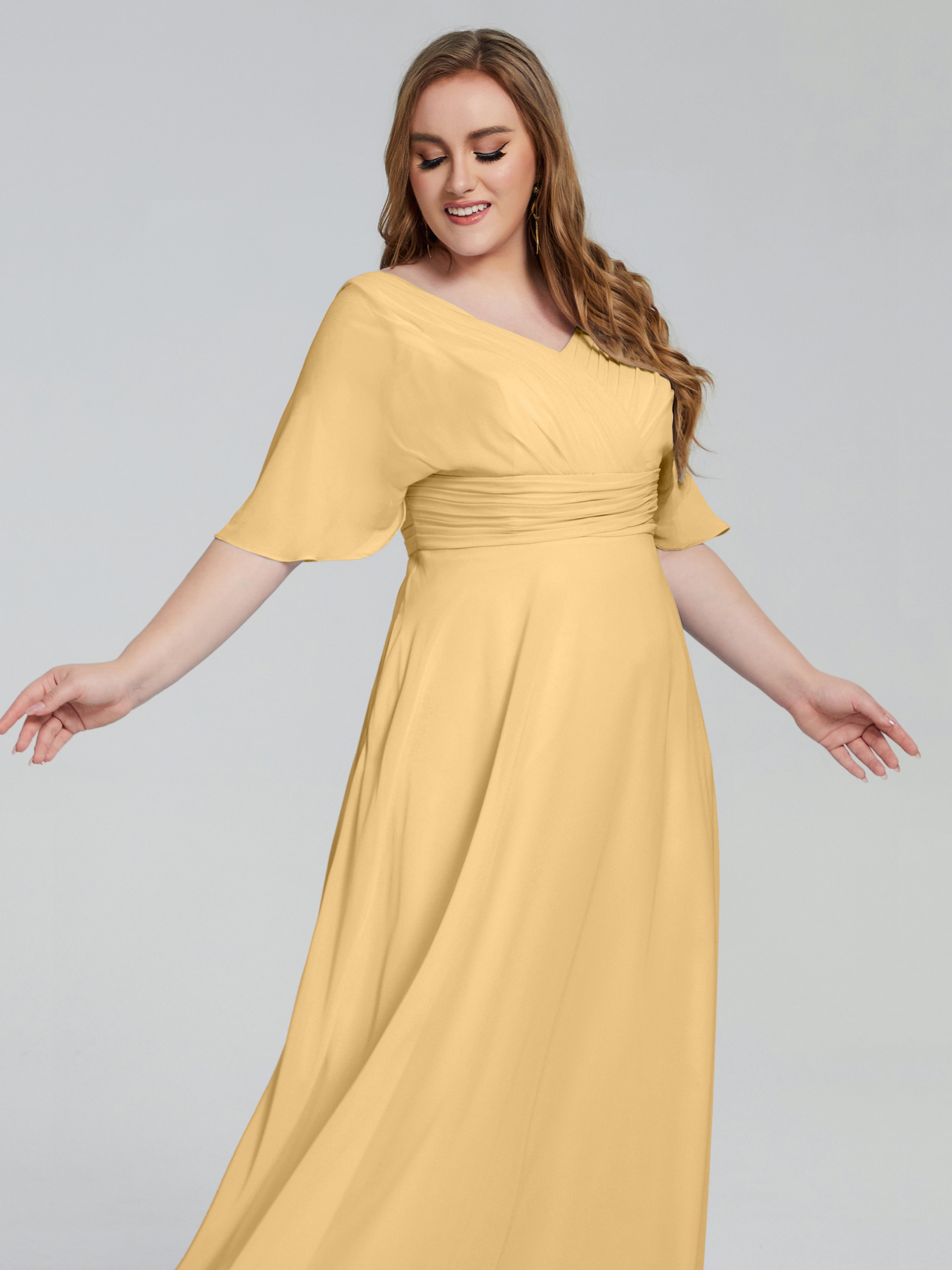 Longues Robes De Demoiselle D'Honneur En Or Balayage Traîne Manches Courtes Mousseline Robes Demoiselle D'Honneur Grande Taille