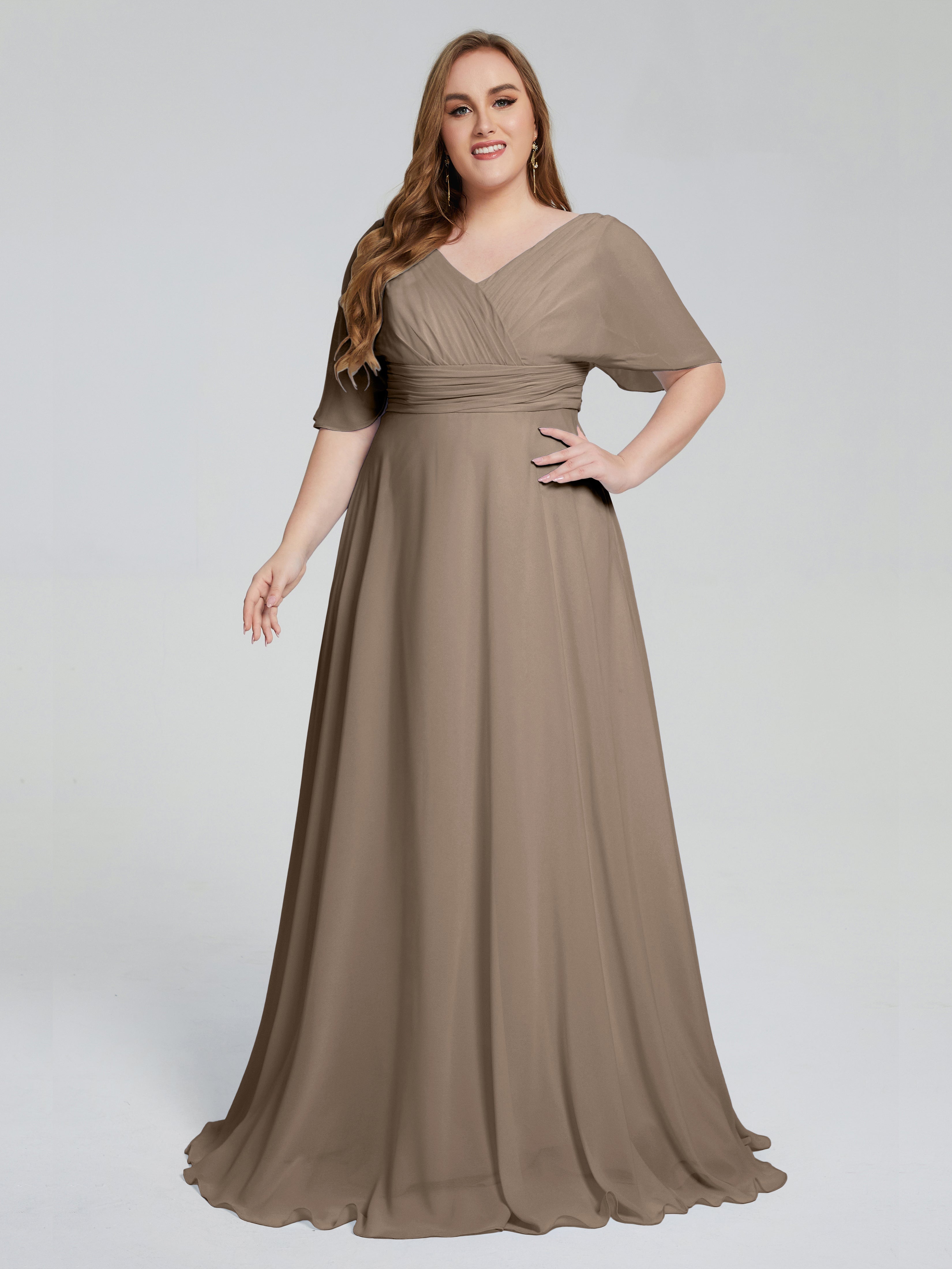 Couleur Taupe Robe Balayage Traîne Manches Courtes Mousseline Robes Demoiselle D'Honneur Grande Taille