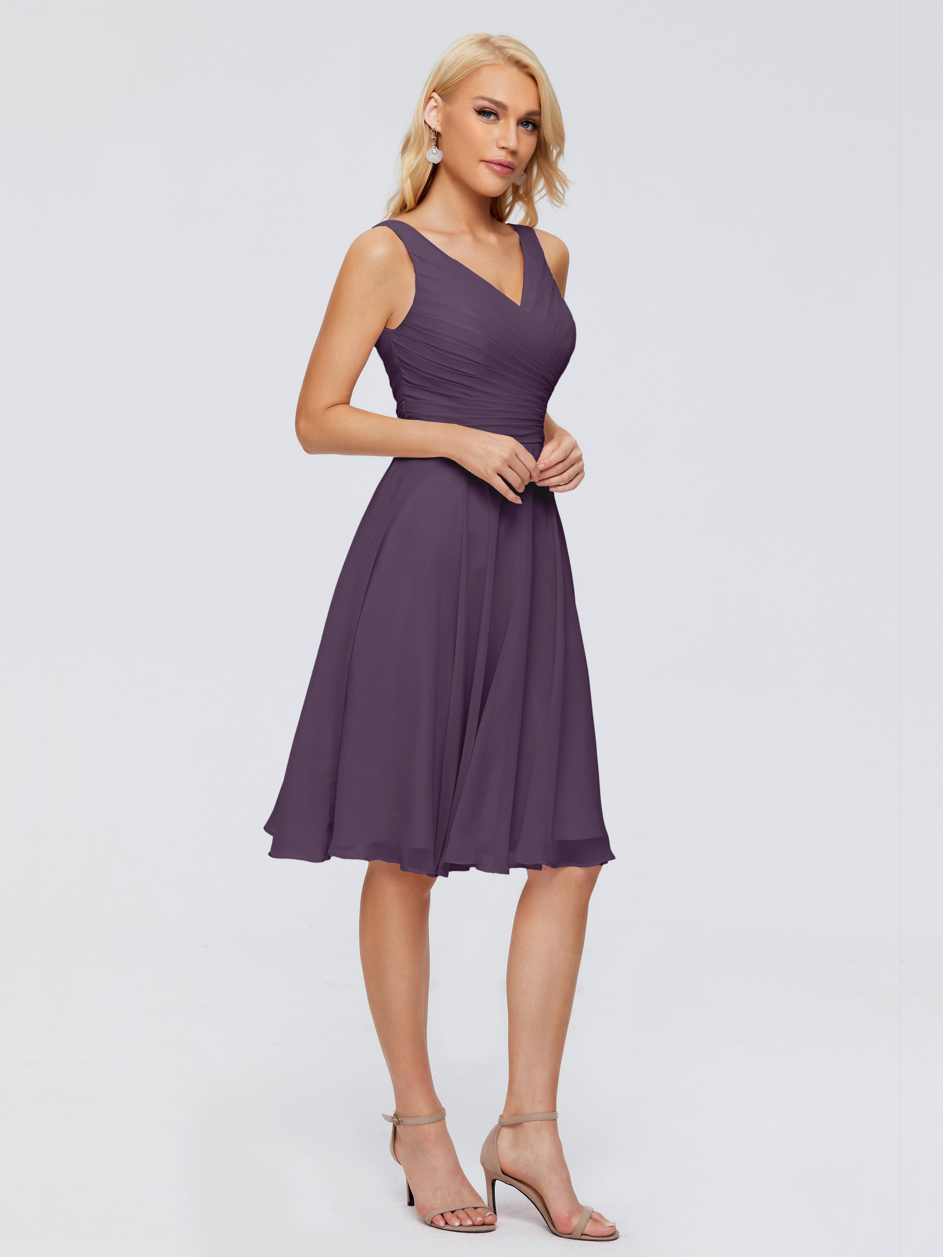 Robe De Demoiselle D'Honneur En Plum Col V Longueur Genou Mousseline Robes Demoiselle D'Honneur