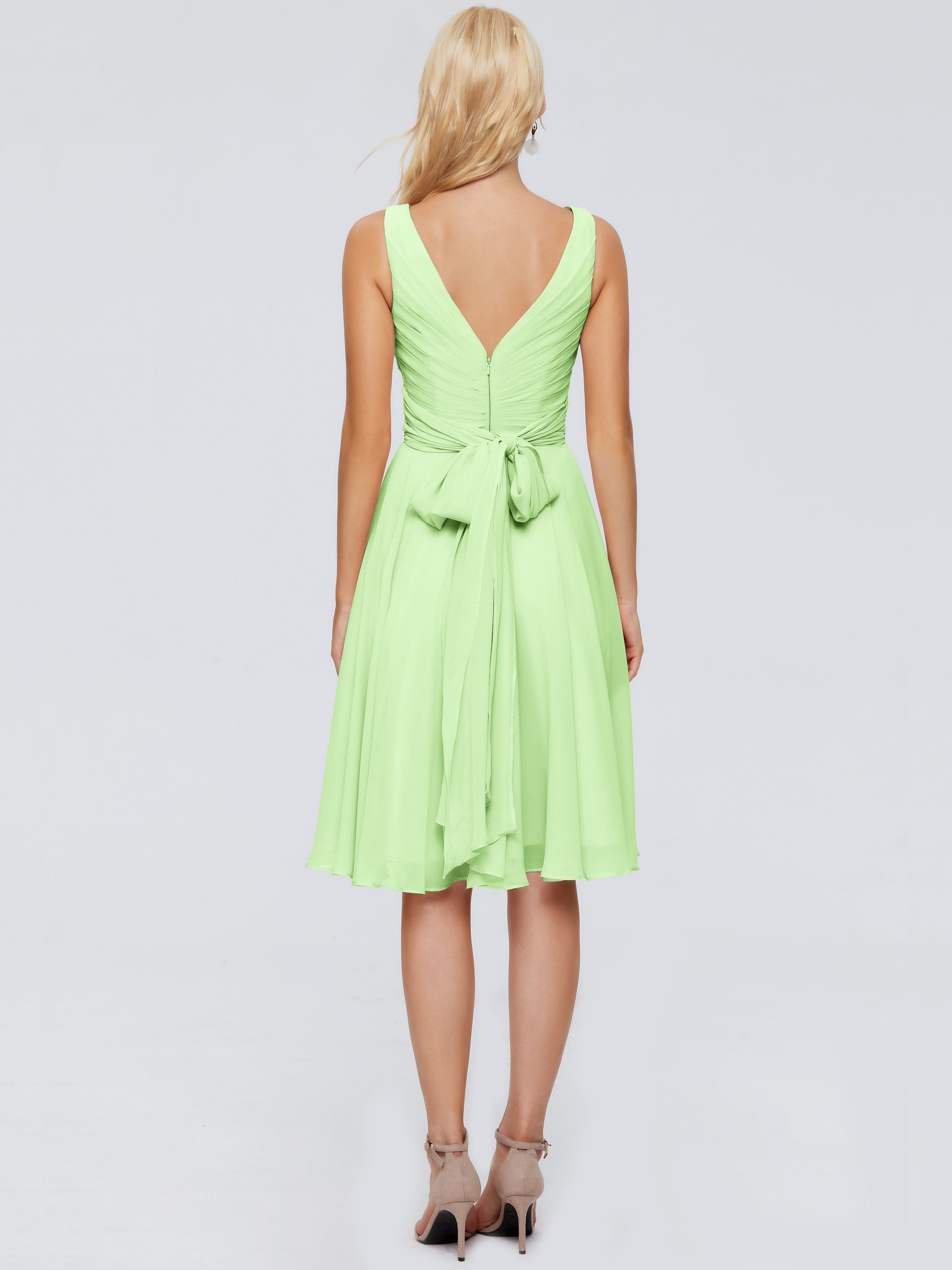 Robe Vert Sauge Demoiselle D Honneur Col V Longueur Genou Mousseline Robes Demoiselle D'Honneur