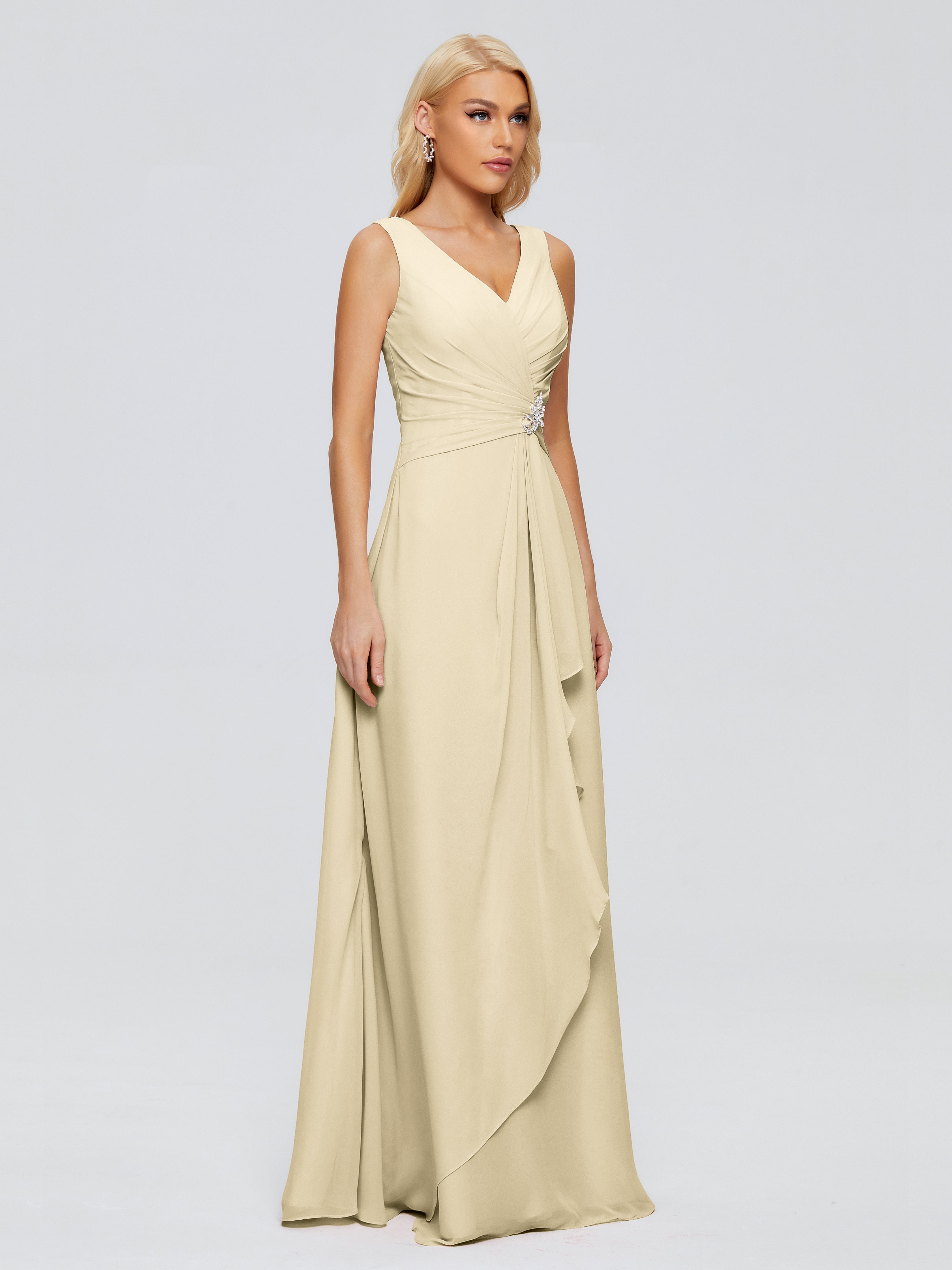 Robes Demoiselle D Honneur Champagne Fourreau Col V Sans Manche Mousseline Robes Demoiselle D'Honneur