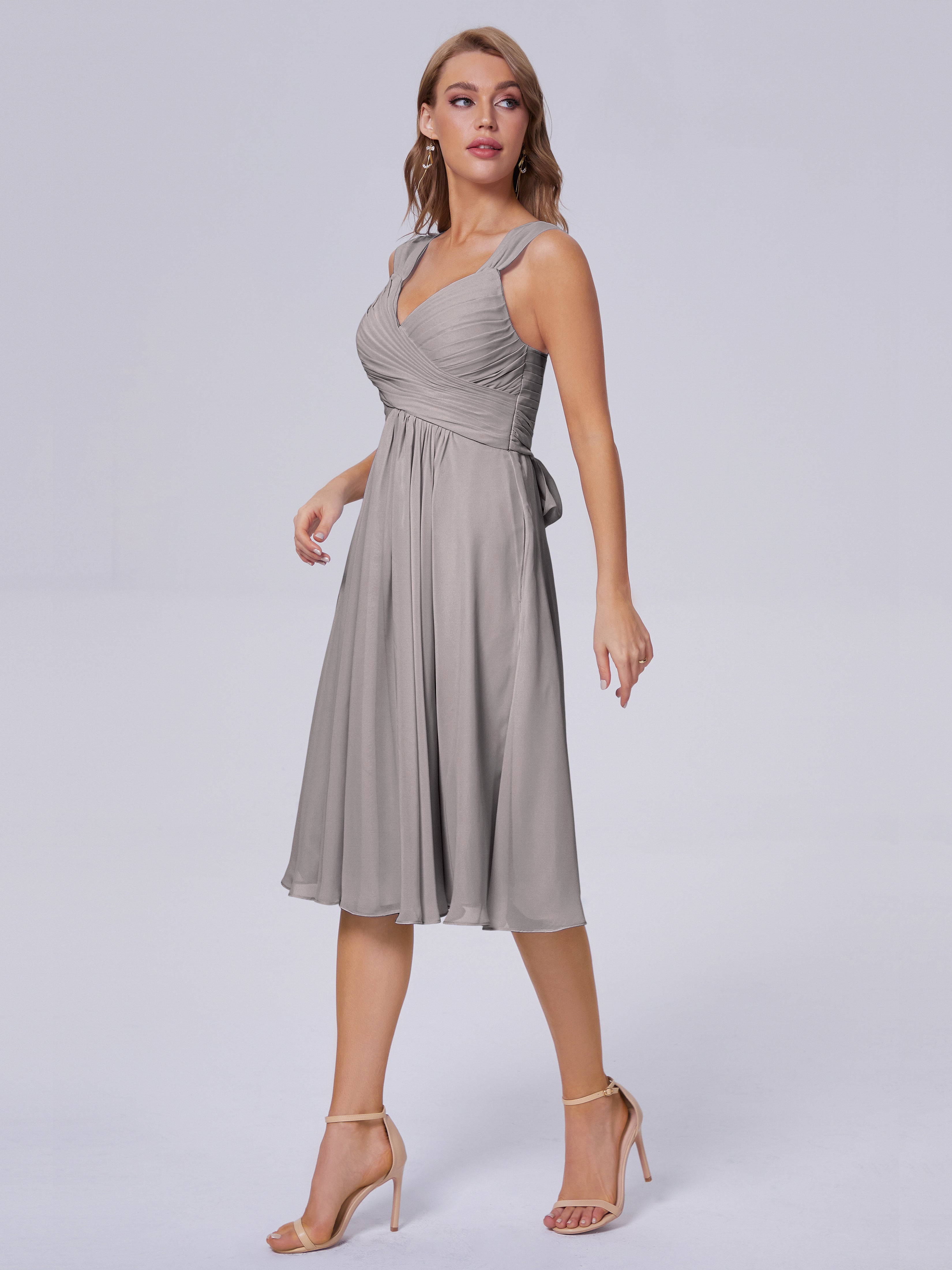 Robe Argentée Demoiselle D Honneur Abordable Bretelles Courtes Mousseline Robes Demoiselle D'Honneur