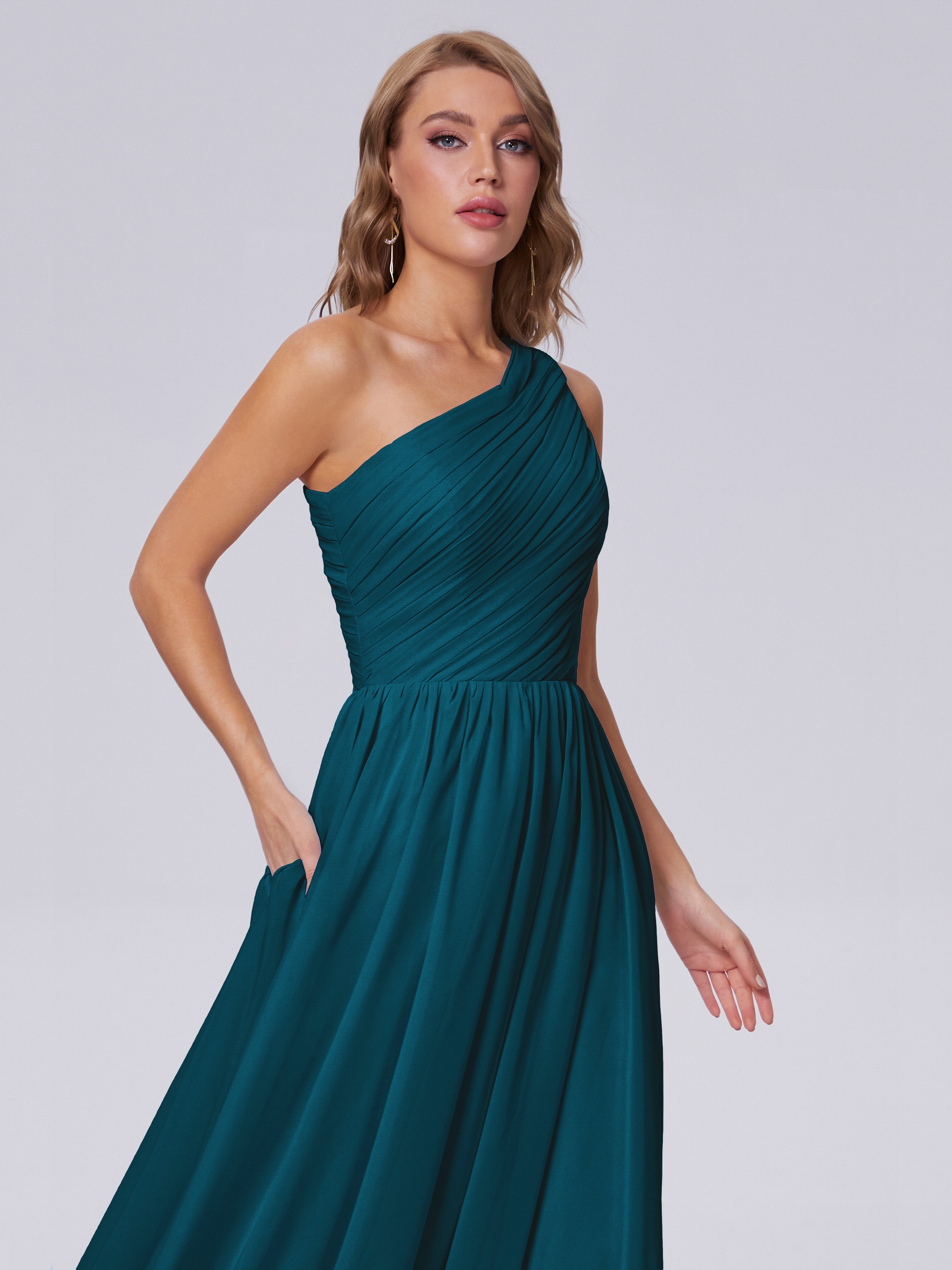 Robes De Demoiselle D'Honneur Bleu Encre Seule-Épaule Mousseline Robes Demoiselle D'Honneur