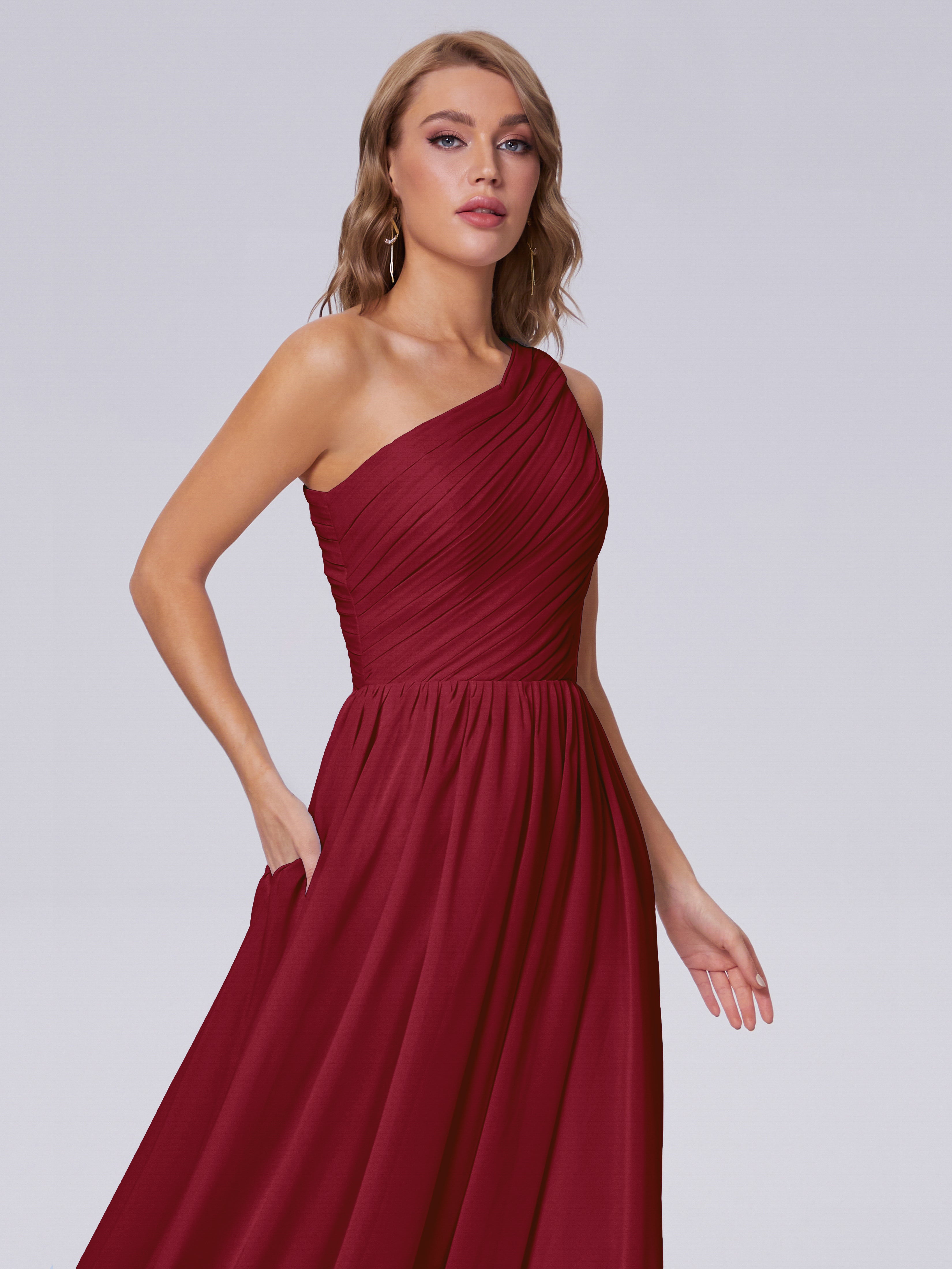 Robes De Demoiselle D'Honneur Rouge Bordeaux Seule-Épaule Mousseline Robes Demoiselle D'Honneur