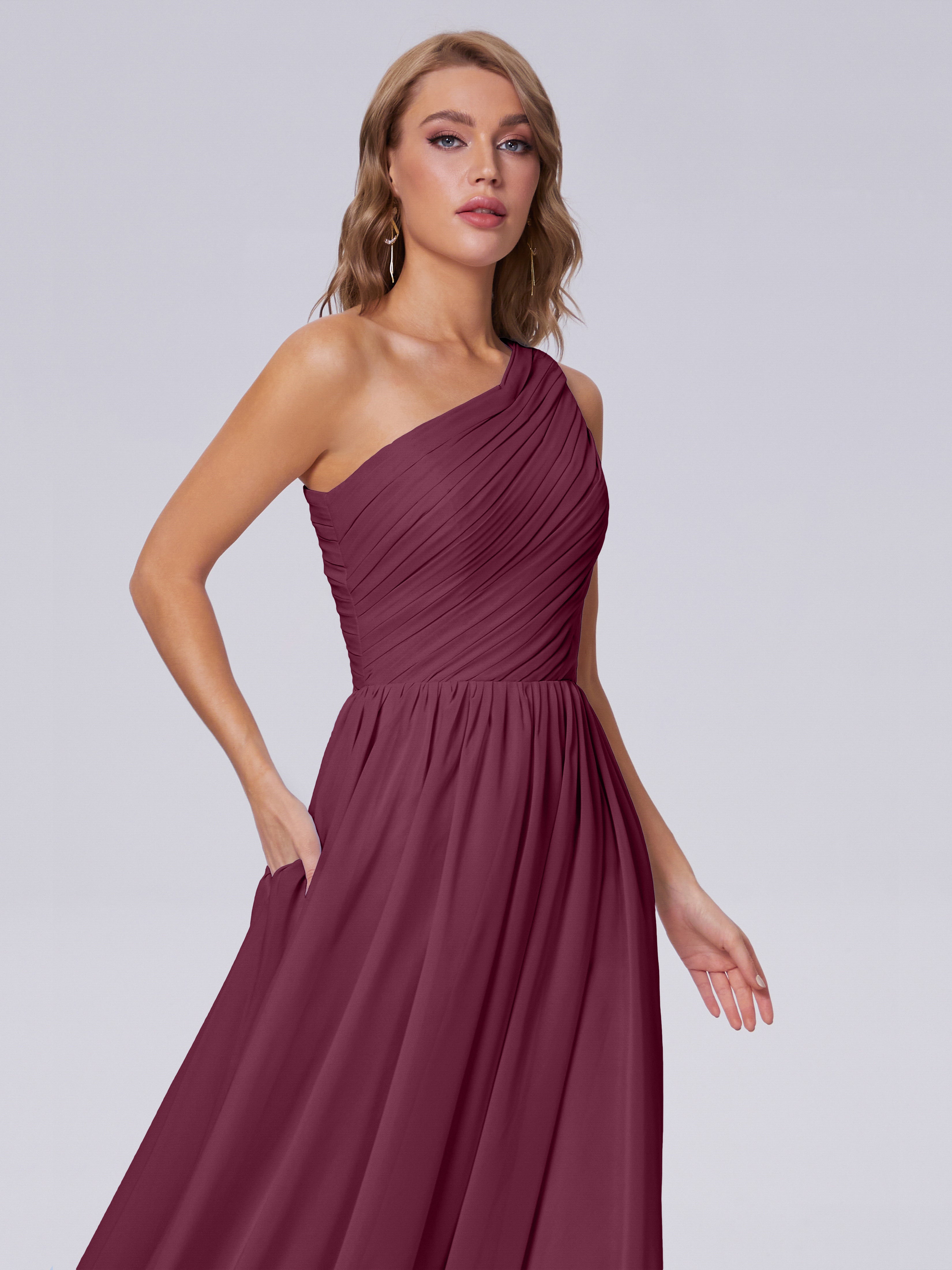 Robes De Demoiselle D'Honneur Mûre Seule-Épaule Mousseline Robes Demoiselle D'Honneur