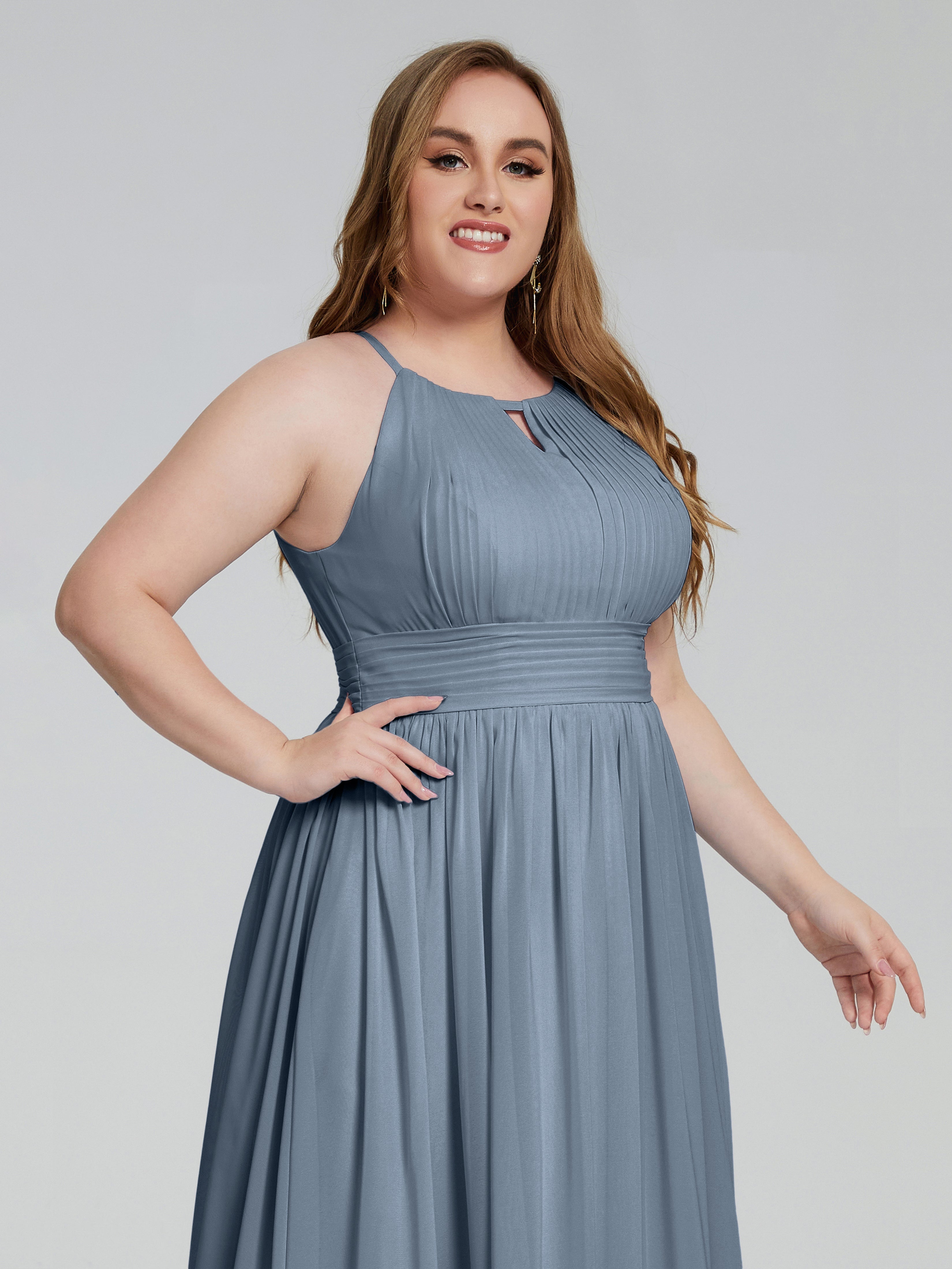 Robes De Demoiselle D'Honneur Bleu Gris Payton Élégante Licou Mousseline Robes Demoiselle D'Honneur Grande Taille