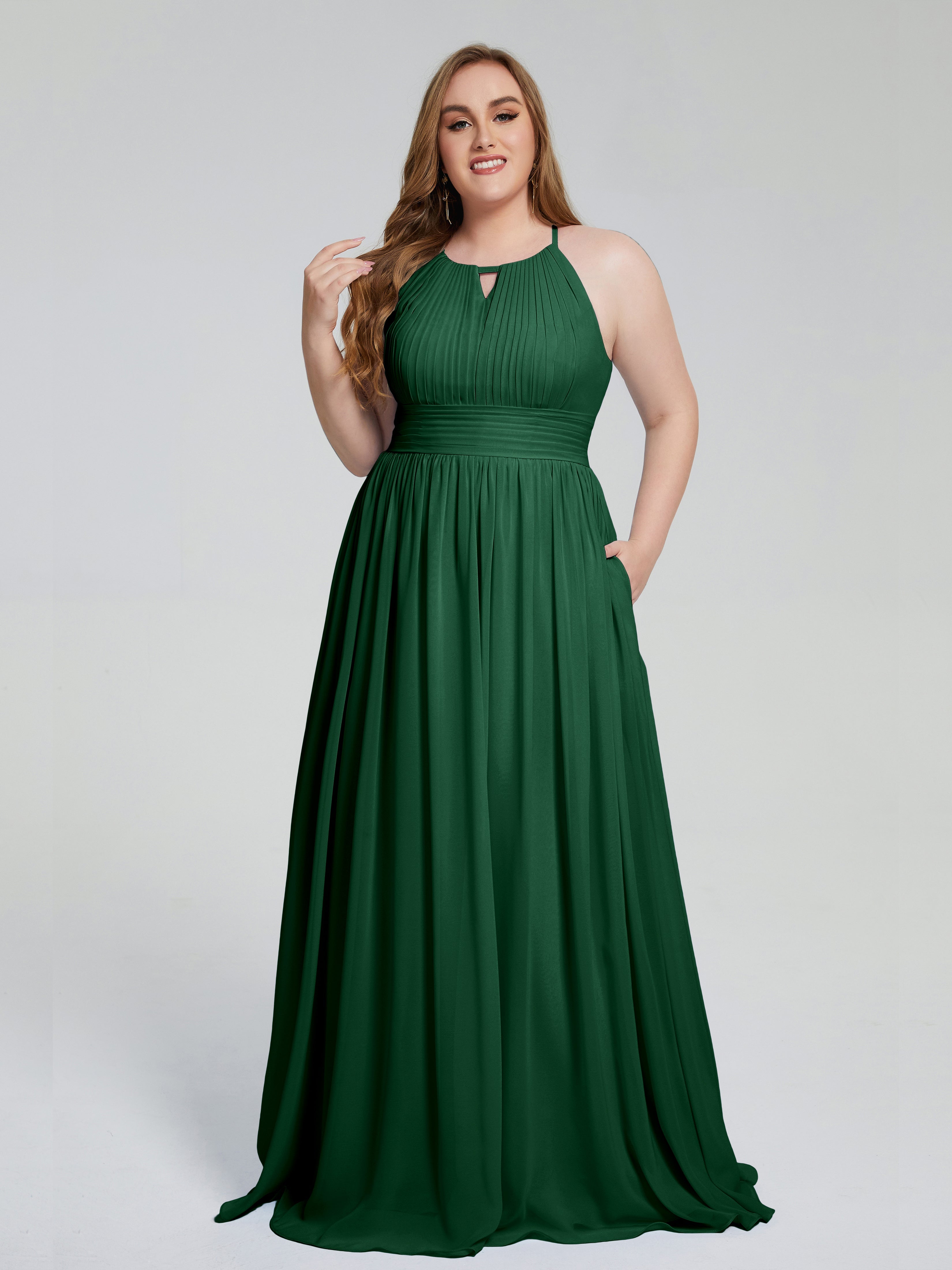 Robes De Demoiselle D'Honneur Vert Foncé Payton Élégante Licou Mousseline Robes Demoiselle D'Honneur Grande Taille