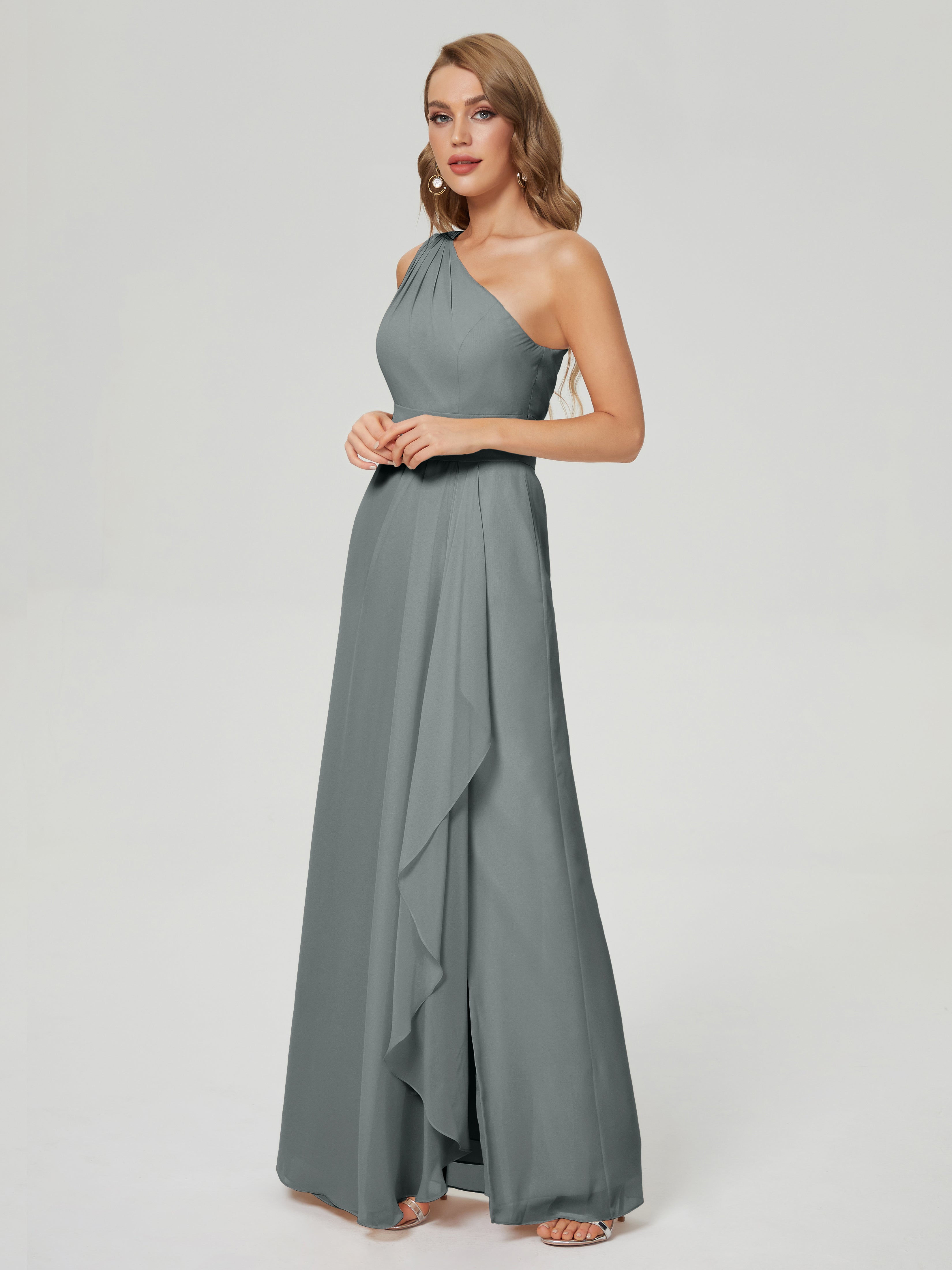 Robe De Demoiselle D Honneur Grise Fendue Seule-Épaule Mousseline Robes Demoiselle D'Honneur À Volants