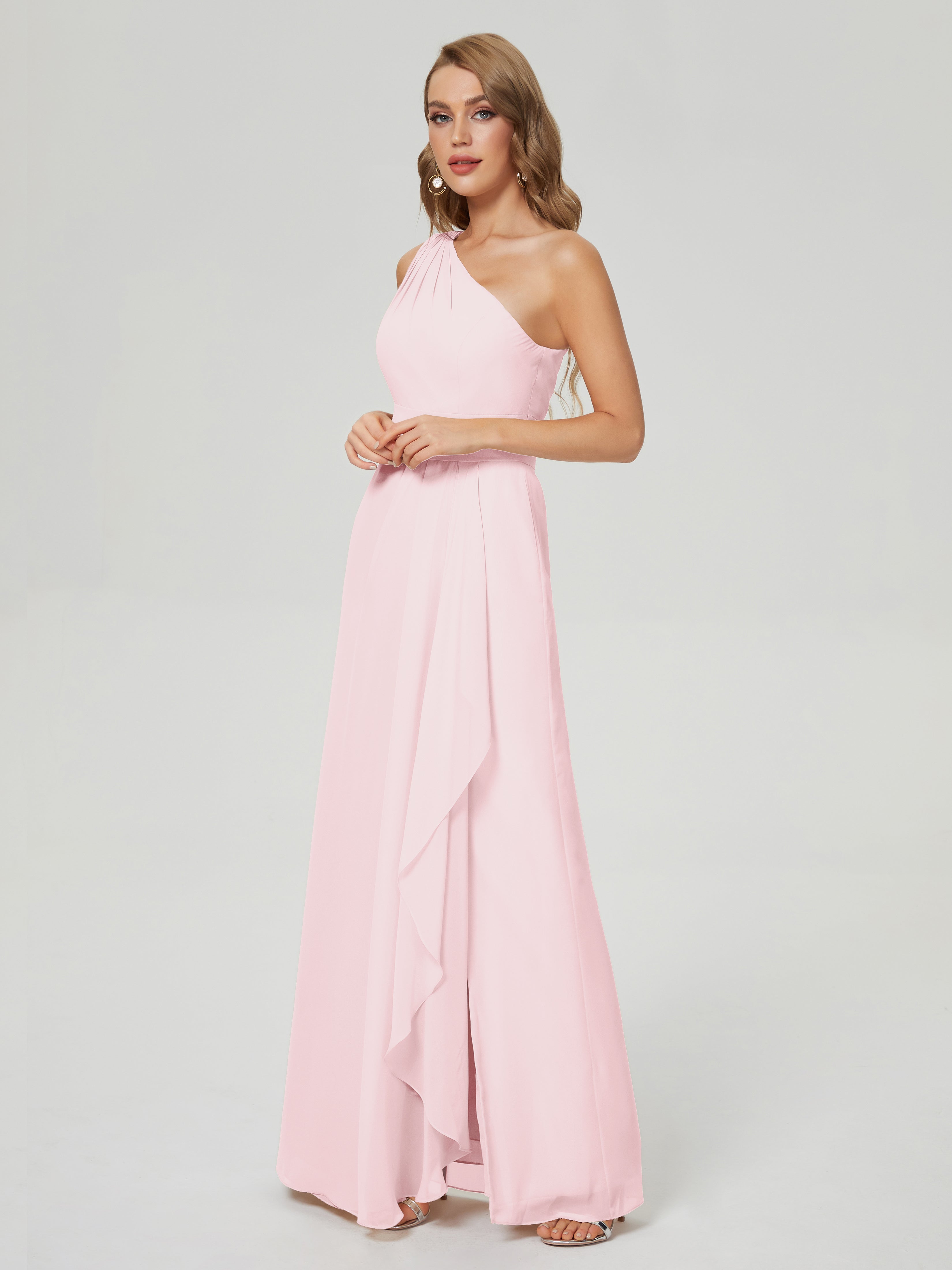 Robe Rose Pale Demoiselle D Honneur Fendue Seule-Épaule Mousseline Robes Demoiselle D'Honneur À Volants