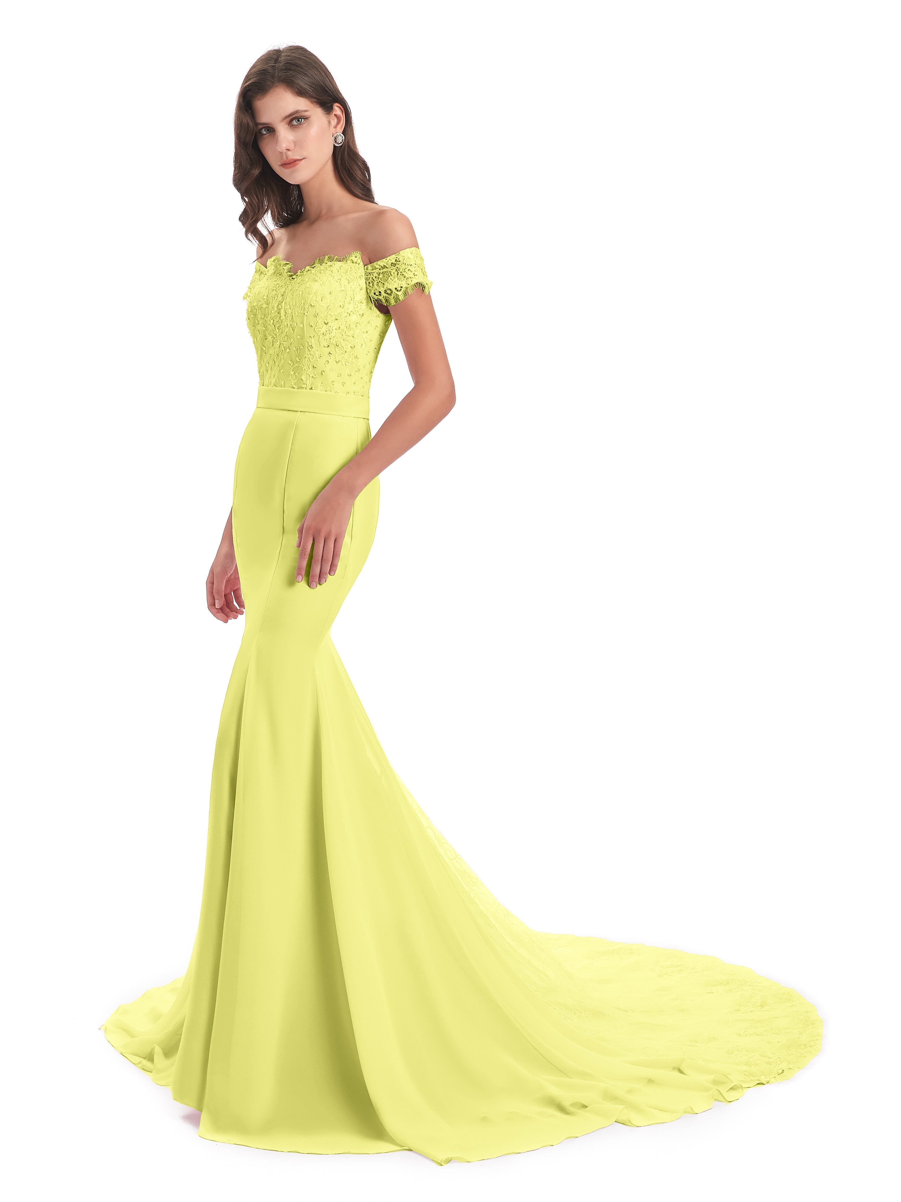 Robes De Demoiselle D'Honneur Jonquille Carlee Sirène Traîne Tribunal Hors-La-Épaule Robes Demoiselle D'Honneur