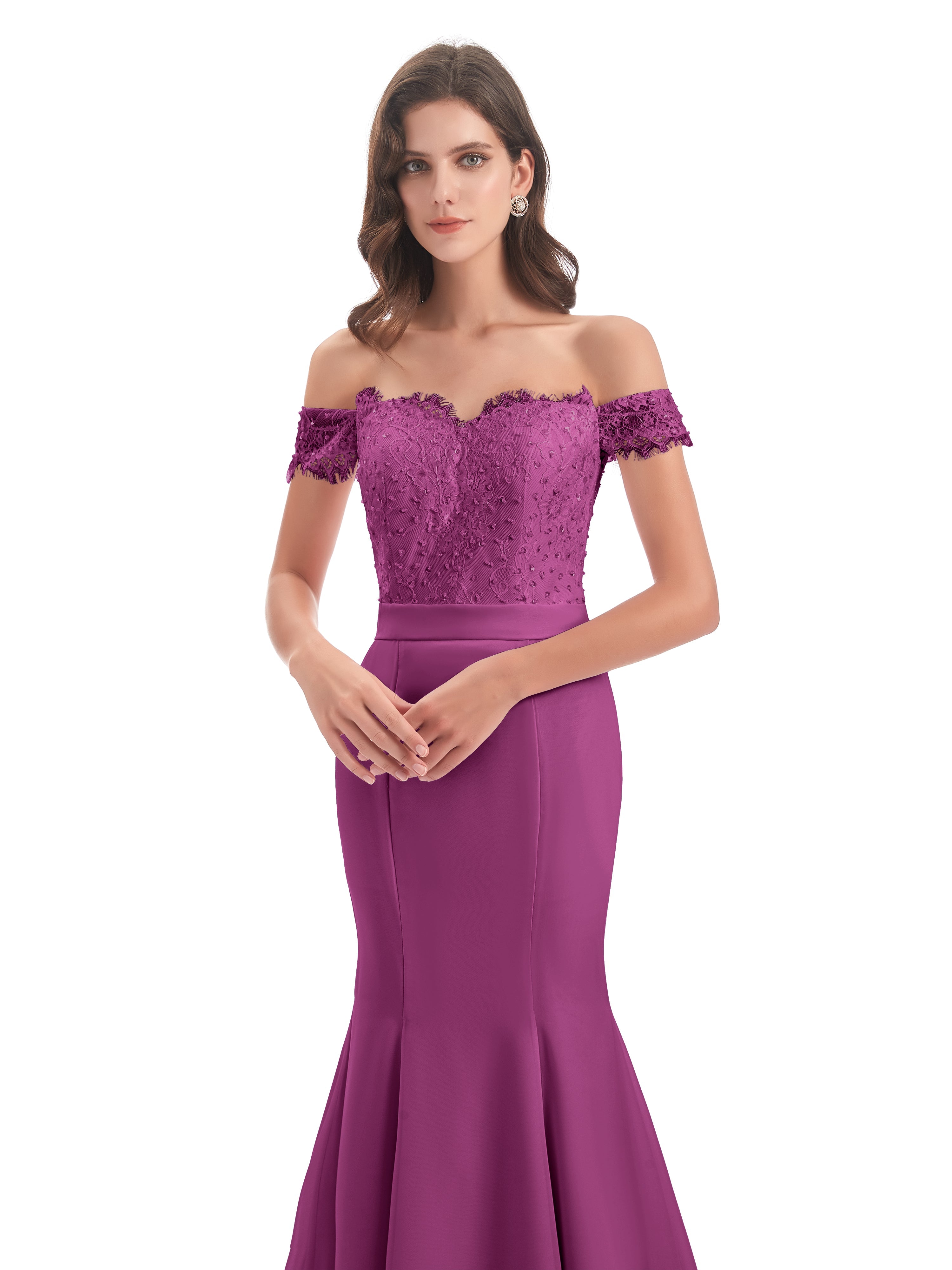 Robes De Demoiselle D'Honneur Orchidée Carlee Sirène Traîne Tribunal Hors-La-Épaule Robes Demoiselle D'Honneur