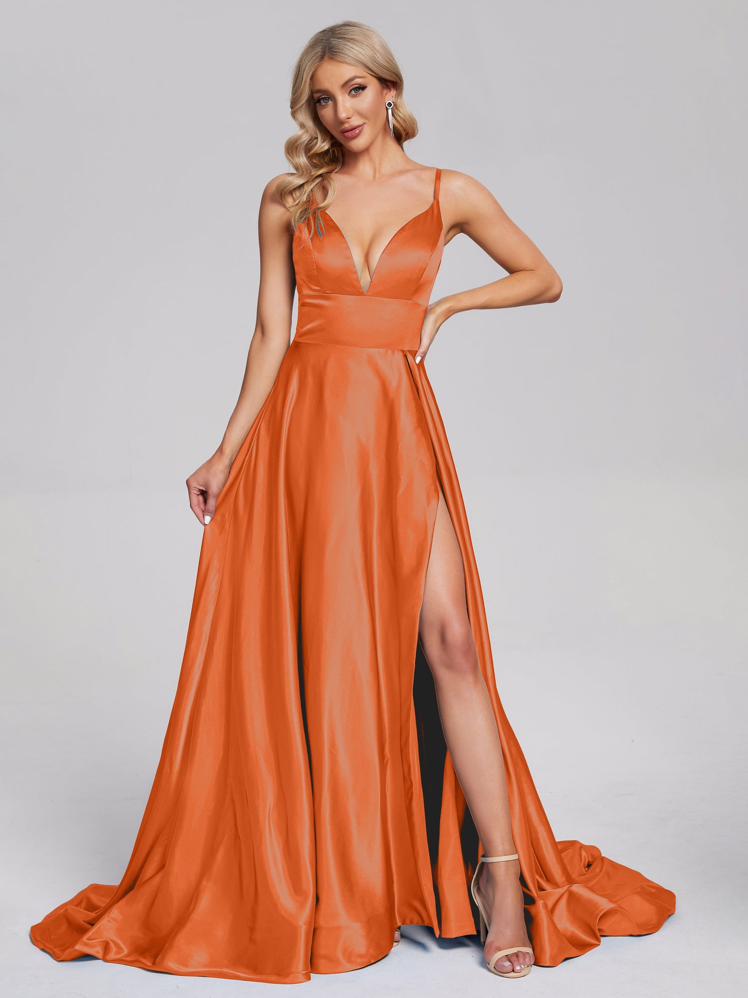 Bretelles Spaghetti Asymétrique Satin Doux Fente Robes De Demoiselle D'honneur