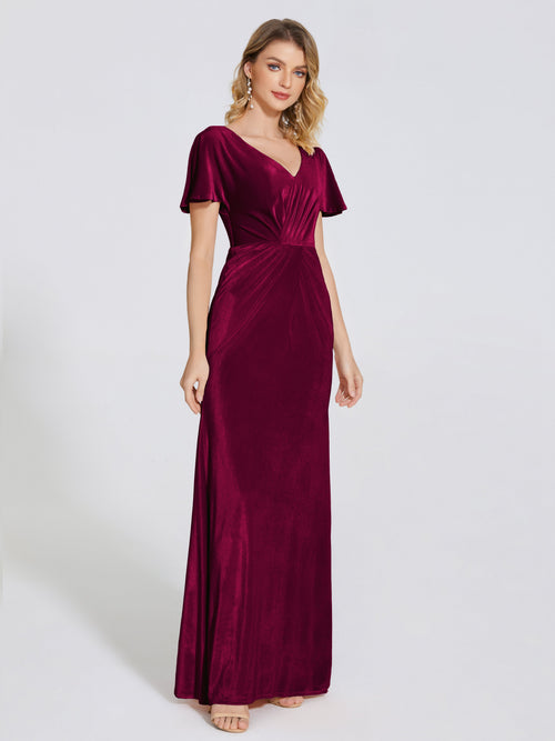 Robes de demoiselle d'honneur longues velours uniques sirène élégante col en V manches courtes